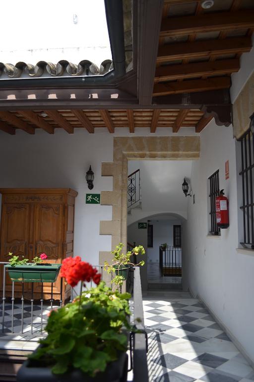 Casa Palacio De Los Leones إل بويرتو دي سانتا ماريا المظهر الخارجي الصورة